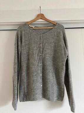 Sezane Heather Grey Pearl-Button Knit Cardigan